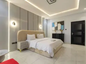 City Nest Apartment