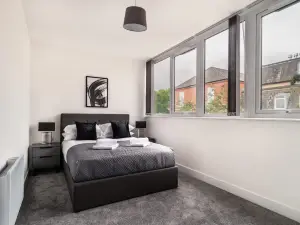 Modern 1 Bed Apartment in Central Wrexham