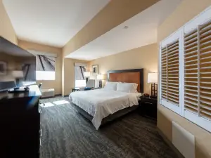 Holiday Inn Express & Suites Riverport Richmond by IHG