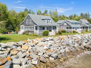 Stunning Ocean Views and Spacious Backyard - Charming Coastal Retreat