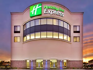 Holiday Inn Express WATERLOO-CEDAR FALLS by IHG
