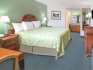 Days Inn by Wyndham Ontario Airport