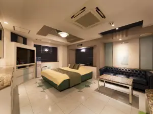 โรงแรมลูนา อิเกดะ - สำหรับผู้ใหญ่เท่านั้น