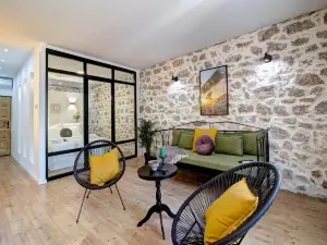 History House Moja Ti 1830