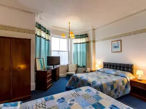 The Carlton Hotel