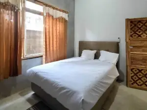 Sukawana Guest House Mitra RedDoorz