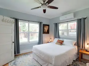 'St Valentine' Apartment w/ Balcony in Bisbee