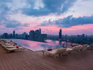 曼谷安凡尼+河畔飯店
