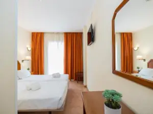 Hotel Residencial Colibri