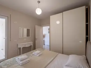 Beachfront Sion Sarande Apartment B