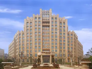 Four Points by Sheraton Luohe