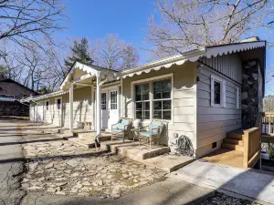 Mountain Golf Family Home w/ Deck in Spruce Pine