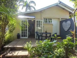 23 Ambleside Retreat