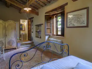 Checello 12 in Cagli