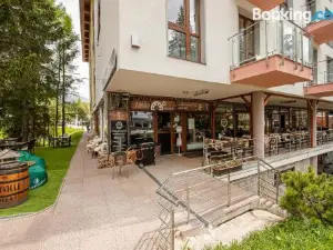 Hotel CROCUS