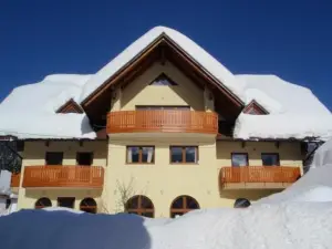 T E M P F E R 2 Apartments & Rooms with New Wellness