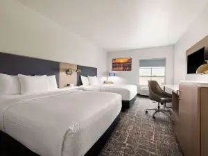 La Quinta Inn & Suites by Wyndham Ft. Worth - Forest Hill TX
