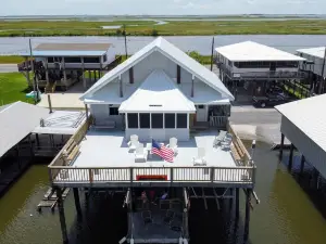 Pelican's View Lodge- Boat Launch- Trailer Parking- Lights for night fishing