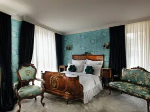 Ateneea Luxury Rooms