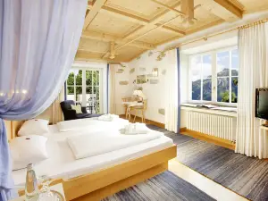 Hotel Hirsch