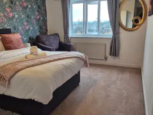 Peaceful Detached Home in Tunstall Accrington Drive.