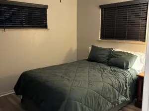 Charming Duplex with New AC & heater with WiFi