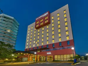 City Express Plus by Marriott Puerto Vallarta