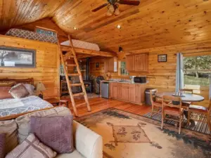 Phantom Canyon Resort