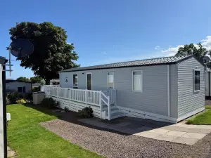 2 x Cabin Retreat in Coldingham
