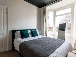 Inviting 3BR Norton Home Sleeps 7 by Stay With Us