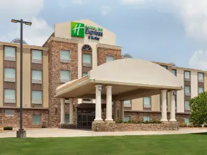 홀리데이 인 익스프레스 인 & 스위트 서시 바이 IHG
