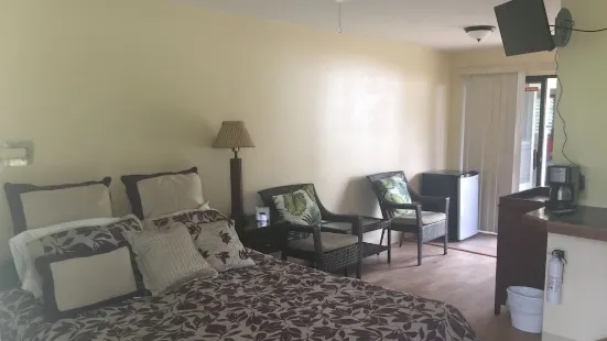 Aarons Cottage