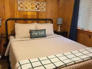 Spring into Summer at Turtle Lane Cottage
