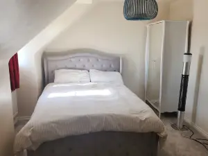 69 swan lane