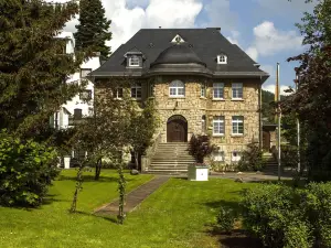 Vis á Vis Parkhotel