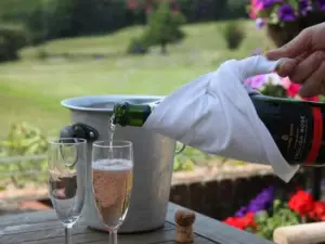 London Beach Country Hotel & Golf Club