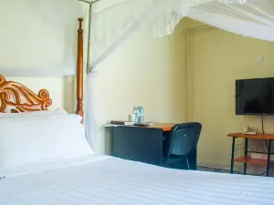 Sandton Hotel Kasese