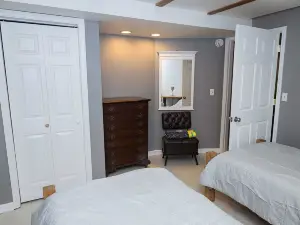 Hidden Tracks, Long Term stays welcome