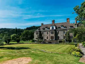 Llangoed Hall