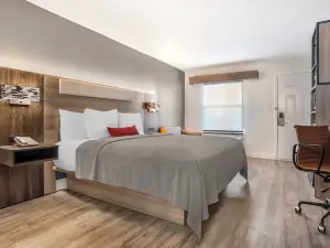 Key West Inn - Fairhope