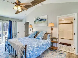 Bright Family Cabin in Lost City w/ Expansive Deck