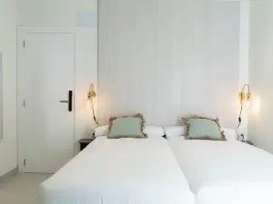 Ceramic Rooms Boutique Hostel