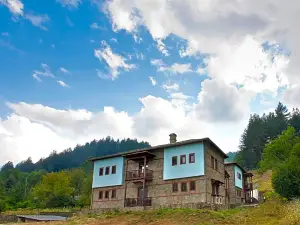 Kerasies Guesthouse