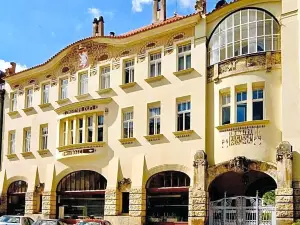 Hotel Okresní Dům
