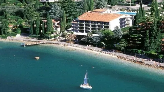 Beach Hotel du Lac Malcesine