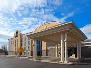 Holiday Inn Express & Suites BATAVIA - DARIEN LAKE by IHG