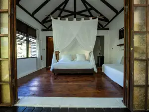 Le Coconut Lodge