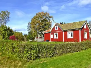 4 person holiday home in Brålanda-By Traum