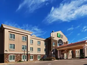 โรงแรม ฮอลิเดย์ อินน์ เอ็กซ์เพรส โฮเทล แอนด์ สวีทส์ คิลกอร์ บาย IHG