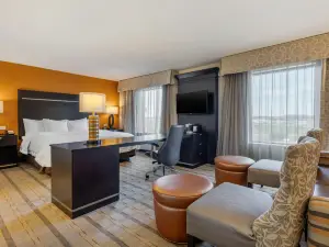 Hampton Inn & Suites Columbus
